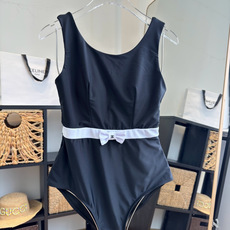 🌾Chanel 香奈儿连体泳衣 😍🥰适合多种场景的游泳衣🏊♀️海边 游泳池 温泉 水上乐园 漂流都可以 🌾Chanel 香奈儿连体泳衣 😍🥰适合多种场景的游泳衣🏊♀️海边 游泳池 温泉 水上乐园 漂流都可以
