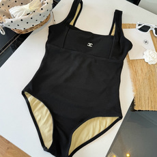 🌾Chanel 香奈儿连体泳衣 😍🥰适合多种场景的游泳衣🏊♀️海边 游泳池 温泉 水上乐园 漂流都可以 🌾Chanel 香奈儿连体泳衣 😍🥰适合多种场景的游泳衣🏊♀️海边 游泳池 温泉 水上乐园 漂流都可以