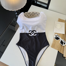 🌾Chanel香奈儿新款带钢圈连体泳衣👙❤️😍🥰适合多种场景的游泳衣🏊♀️海边 游泳池 温泉 水上乐园 🌾Chanel香奈儿新款带钢圈连体泳衣👙❤️😍🥰适合多种场景的游泳衣🏊♀️海边 游泳池 温泉 水上乐园