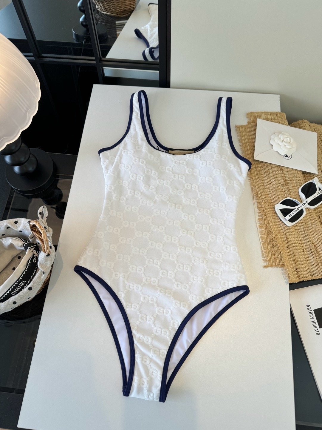 🌾Gucci古奇连体泳衣👙 上身超级棒！同步各大专柜发售，自然而然呈现时尚感！十分减龄，具有年轻活力。 