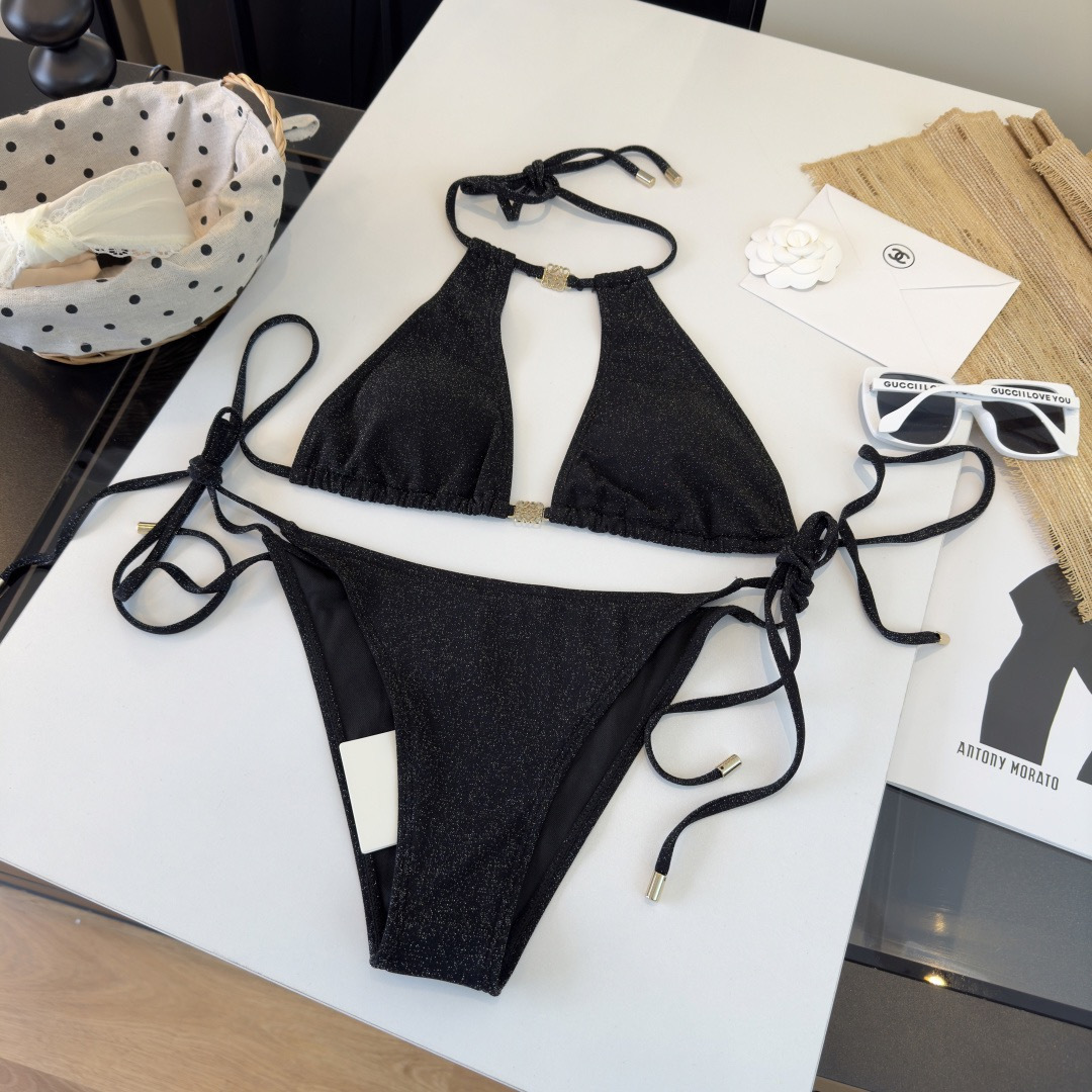 🌾罗意威LOEWE新款比基尼泳衣👙❤️😍🥰适合多种场景的游泳衣🏊‍♀️海边 游泳池 温泉 水上乐园 漂流