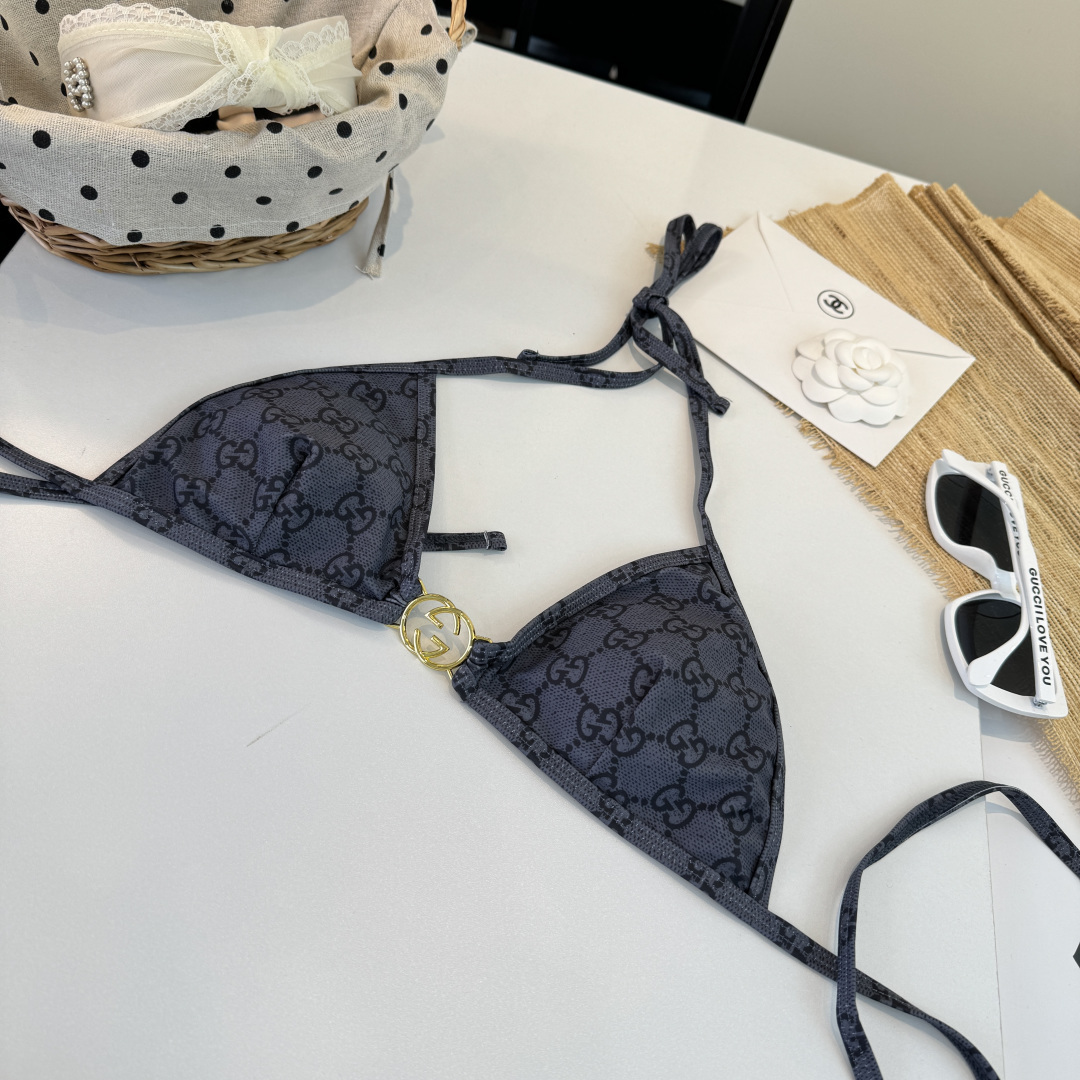 🌾Gucci古奇比基尼👙 上身超级棒！同步各大专柜发售，自然而然呈现时尚感！十分减龄，具有年轻活力。 码