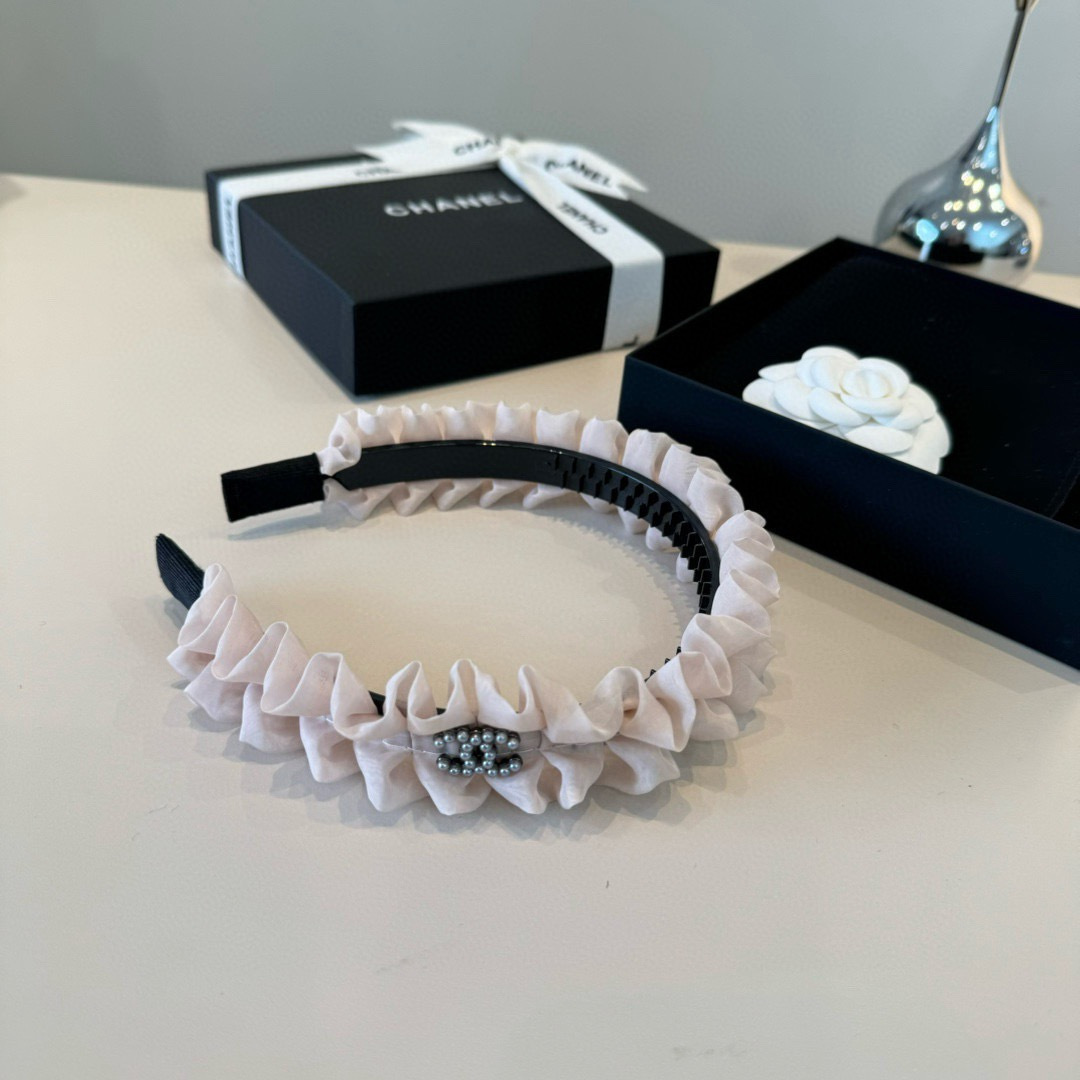 NO:941696,Chanel Chanel headband classic small fragrant headband hairpins, hairpins, chanel, chanel, hairpins19860909Chanel香奈儿发箍 经典小香头箍发夹,发夹,chanel,chanel,hairpins,accessory
