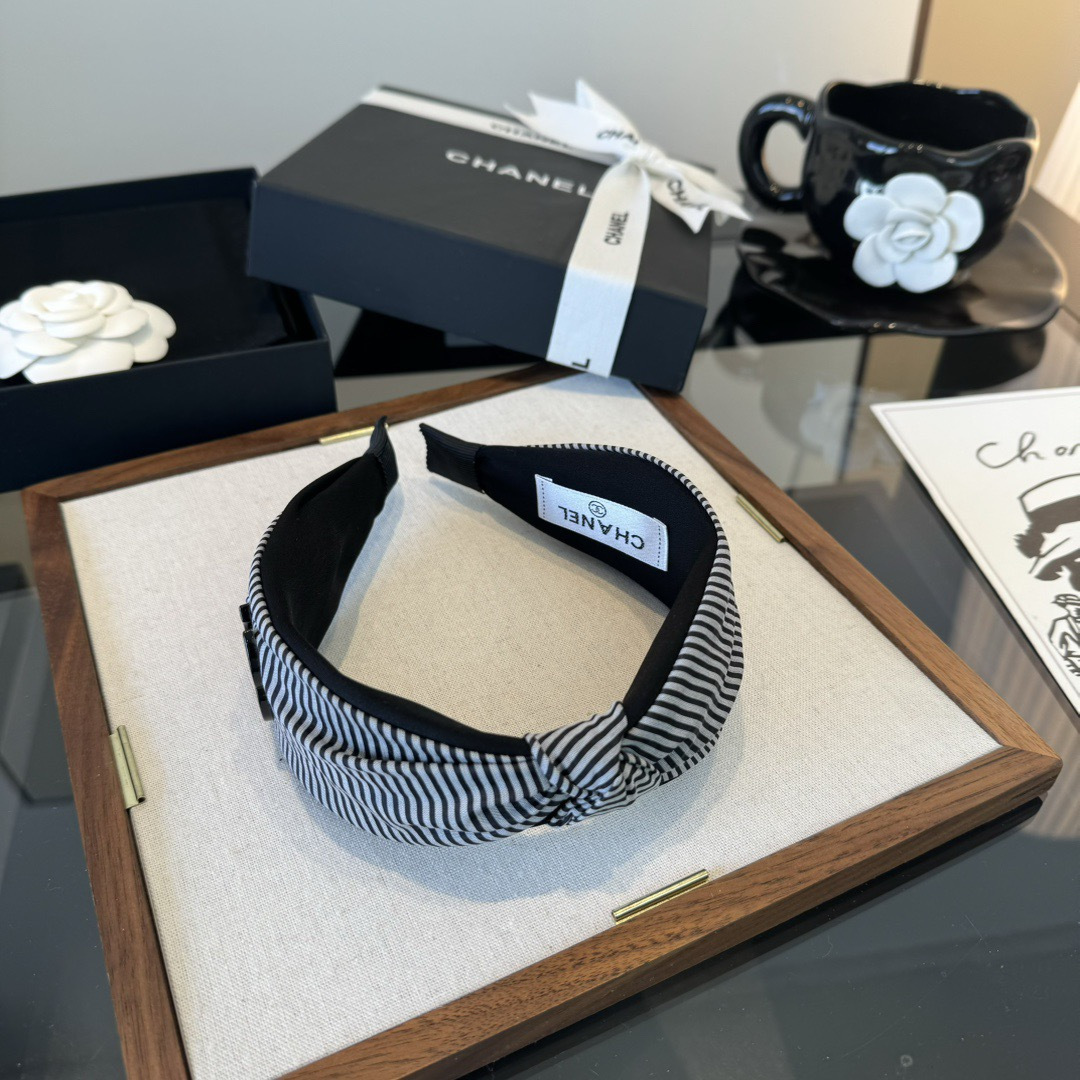 NO:941676,Chanel Chanel new hairband hairpins, hairpins, chanel, chanel, hairpins19860909Chanel香奈儿新款发箍发夹,发夹,chanel,chanel,hairpins,accessory