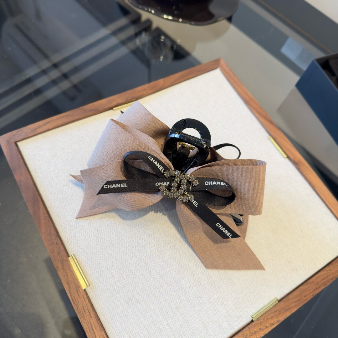 NO:941748,Chanel Chanel new hairpin hairpins, hairpins, chanel, chanel, hairpins19860909Chanel香奈儿新款发夹发夹,发夹,chanel,chanel,hairpins,accessory