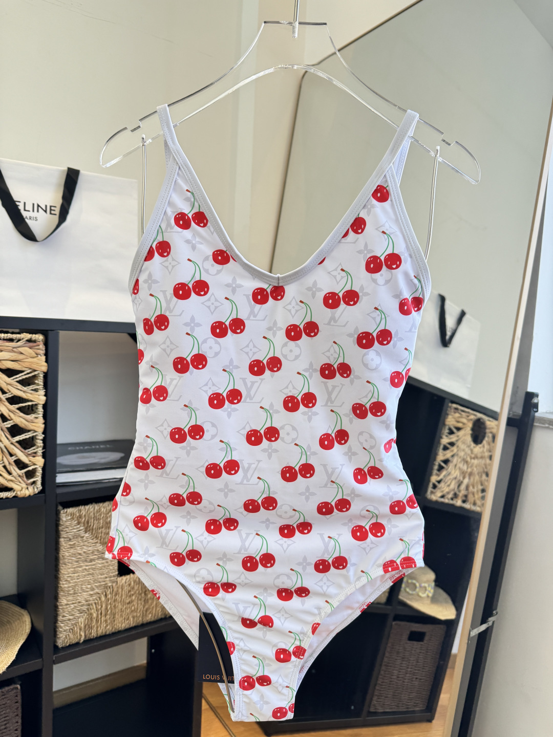 🌾LV路易威登连体泳衣🩱👙新款面料，S M L XL