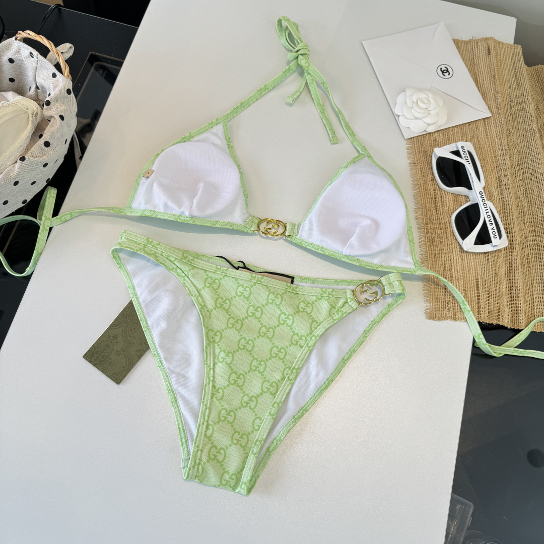 🌾Gucci古奇比基尼👙 上身超级棒！同步各大专柜发售，自然而然呈现时尚感！十分减龄，具有年轻活力。 码
