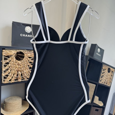 🌾Chanel香奈儿新款带钢圈连体泳衣👙❤️😍🥰适合多种场景的游泳衣🏊♀️海边 游泳池 温泉 水上乐园 🌾Chanel香奈儿新款带钢圈连体泳衣👙❤️😍🥰适合多种场景的游泳衣🏊♀️海边 游泳池 温泉 水上乐园