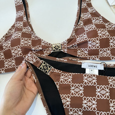 🌾罗意威LOEWE新款分体比基尼泳衣👙❤️😍🥰适合多种场景的游泳衣🏊♀️海边 游泳池 温泉 水上乐园 🌾罗意威LOEWE新款分体比基尼泳衣👙❤️😍🥰适合多种场景的游泳衣🏊♀️海边 游泳池 温泉 水上乐园
