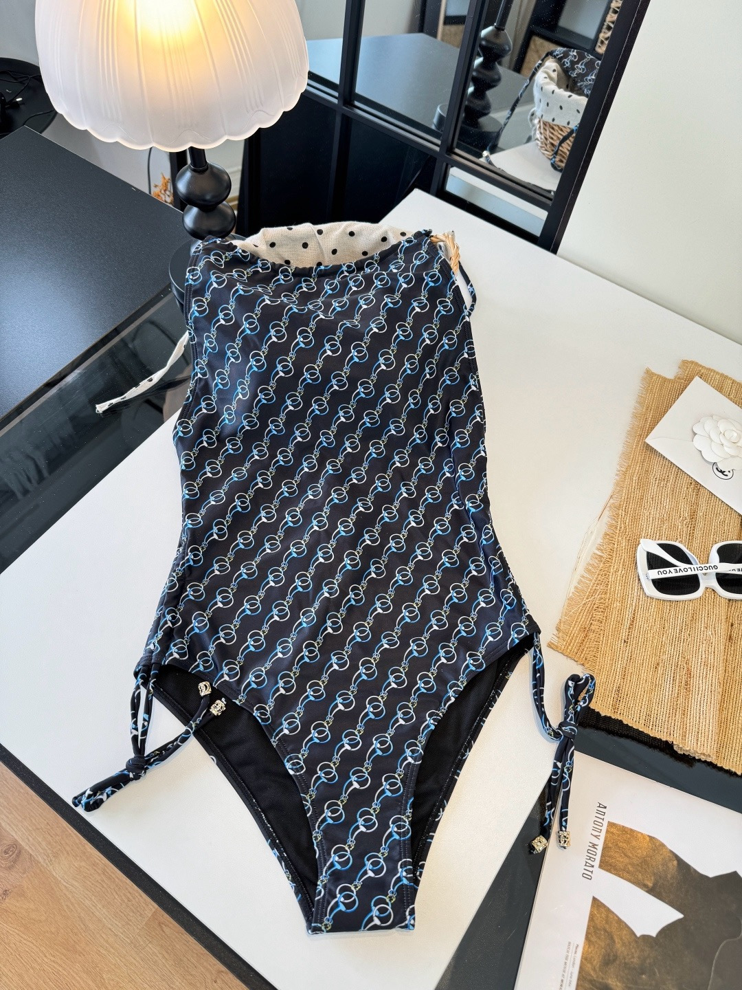 🌾Gucci古奇连体泳衣👙 上身超级棒！同步各大专柜发售，自然而然呈现时尚感！十分减龄，具有年轻活力。 