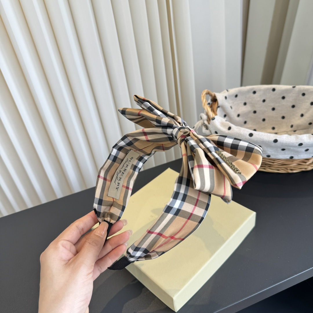 NO:920795,Burberry plaid hairband hairpins, hairpins, burberry, burberry, hairpins19860909Burberry巴宝莉格子发箍发夹,发夹,burberry,burberry,hairpins,accessory