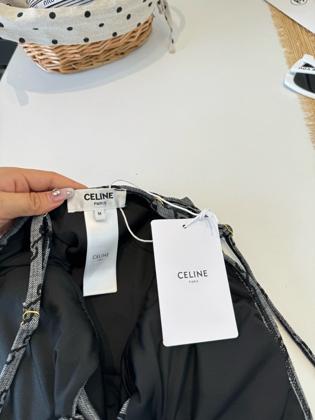 🌾Celine赛琳连体比基尼👙泳衣，S M L XL