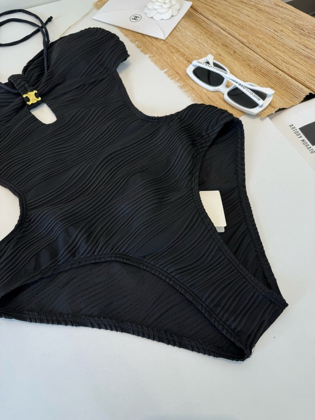 🌾Celine赛琳连体比基尼👙泳衣，S M L XL