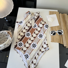 🌾LOEWE罗意威新款连体泳衣👙❤️😍🥰适合多种场景的游泳衣🏊♀️海边 游泳池 温泉 水上乐园 漂流都 🌾LOEWE罗意威新款连体泳衣👙❤️😍🥰适合多种场景的游泳衣🏊♀️海边 游泳池 温泉 水上乐园 漂流都