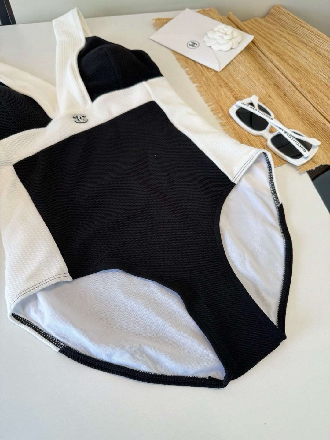 🌾Chanel香奈儿连体比基尼👙泳衣，S M L XL