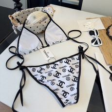 🌾Chanel香奈儿比基尼👙❤️😍🥰适合多种场景的游泳衣🏊♀️海边 游泳池 温泉 水上乐园 漂流都可以 🌾Chanel香奈儿比基尼👙❤️😍🥰适合多种场景的游泳衣🏊♀️海边 游泳池 温泉 水上乐园 漂流都可以