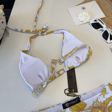 🌾范思哲比基尼👙❤️😍🥰适合多种场景的游泳衣🏊♀️海边 游泳池 温泉 水上乐园 漂流都可以😌内搭外穿也 🌾范思哲比基尼👙❤️😍🥰适合多种场景的游泳衣🏊♀️海边 游泳池 温泉 水上乐园 漂流都可以😌内搭外穿也