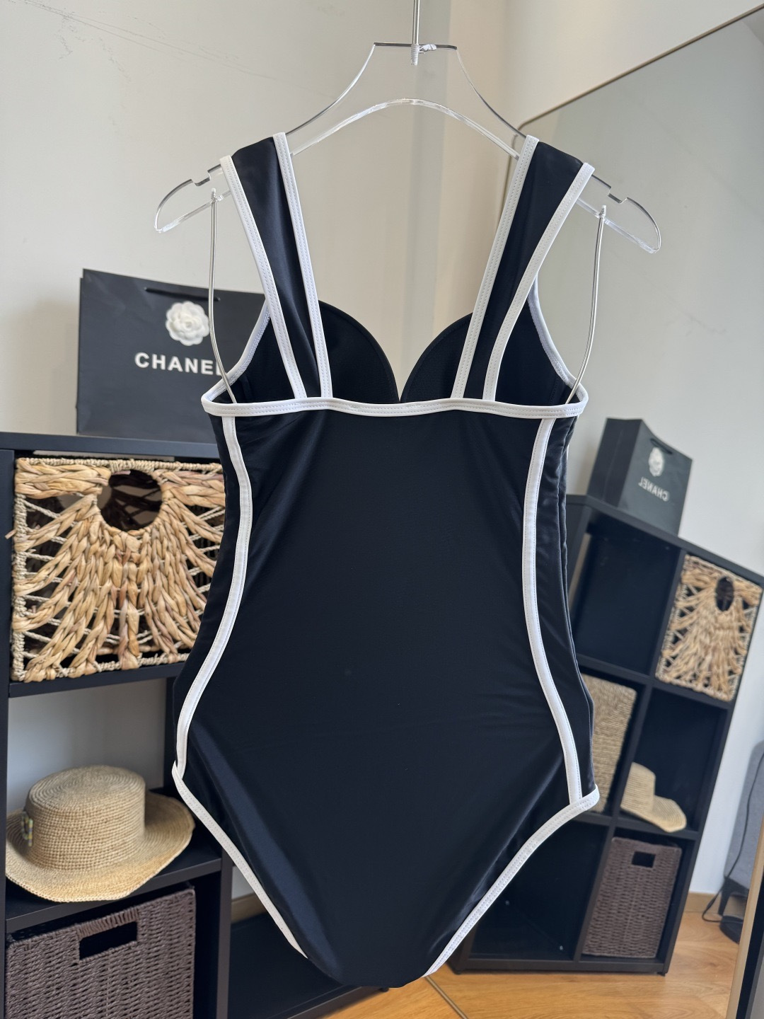 🌾Chanel香奈儿新款带钢圈连体泳衣👙❤️😍🥰适合多种场景的游泳衣🏊♀️海边 游泳池 温泉 水上乐园 🌾Chanel香奈儿新款带钢圈连体泳衣👙❤️😍🥰适合多种场景的游泳衣🏊♀️海边 游泳池 温泉 水上乐园