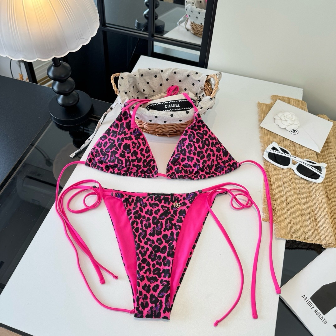 🌾D&G杜嘉班纳 豹纹分体比基尼👙泳衣 😍🥰适合多种场景的游泳衣🏊♀️海边 游泳池 温泉 水上乐园 🌾D&G杜嘉班纳 豹纹分体比基尼👙泳衣 😍🥰适合多种场景的游泳衣🏊♀️海边 游泳池 温泉 水上乐园
