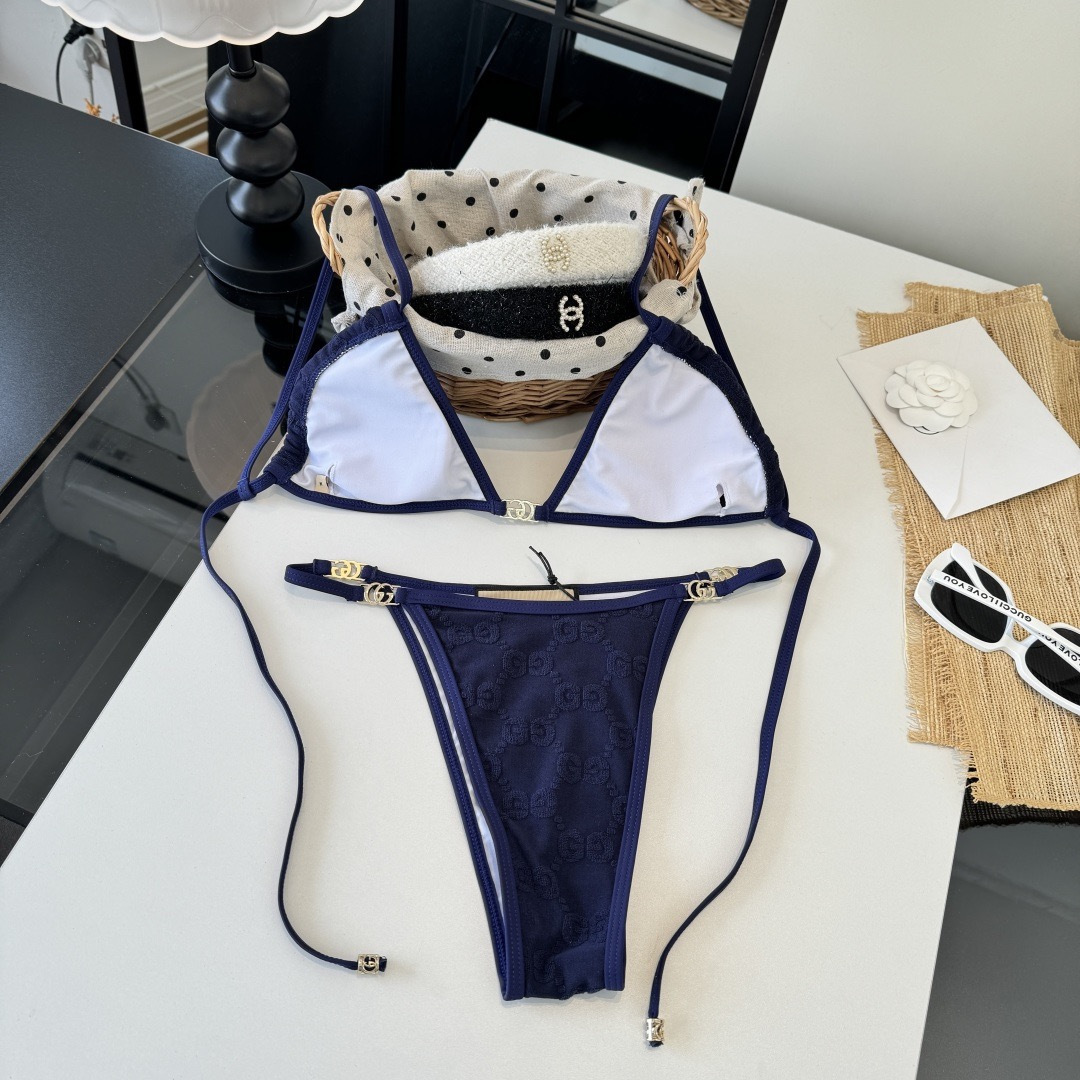 Gucci古奇分体泳衣👙 上身超级棒！同步各大专柜发售，自然而然呈现时尚感！十分减龄，具有年轻活力。 码