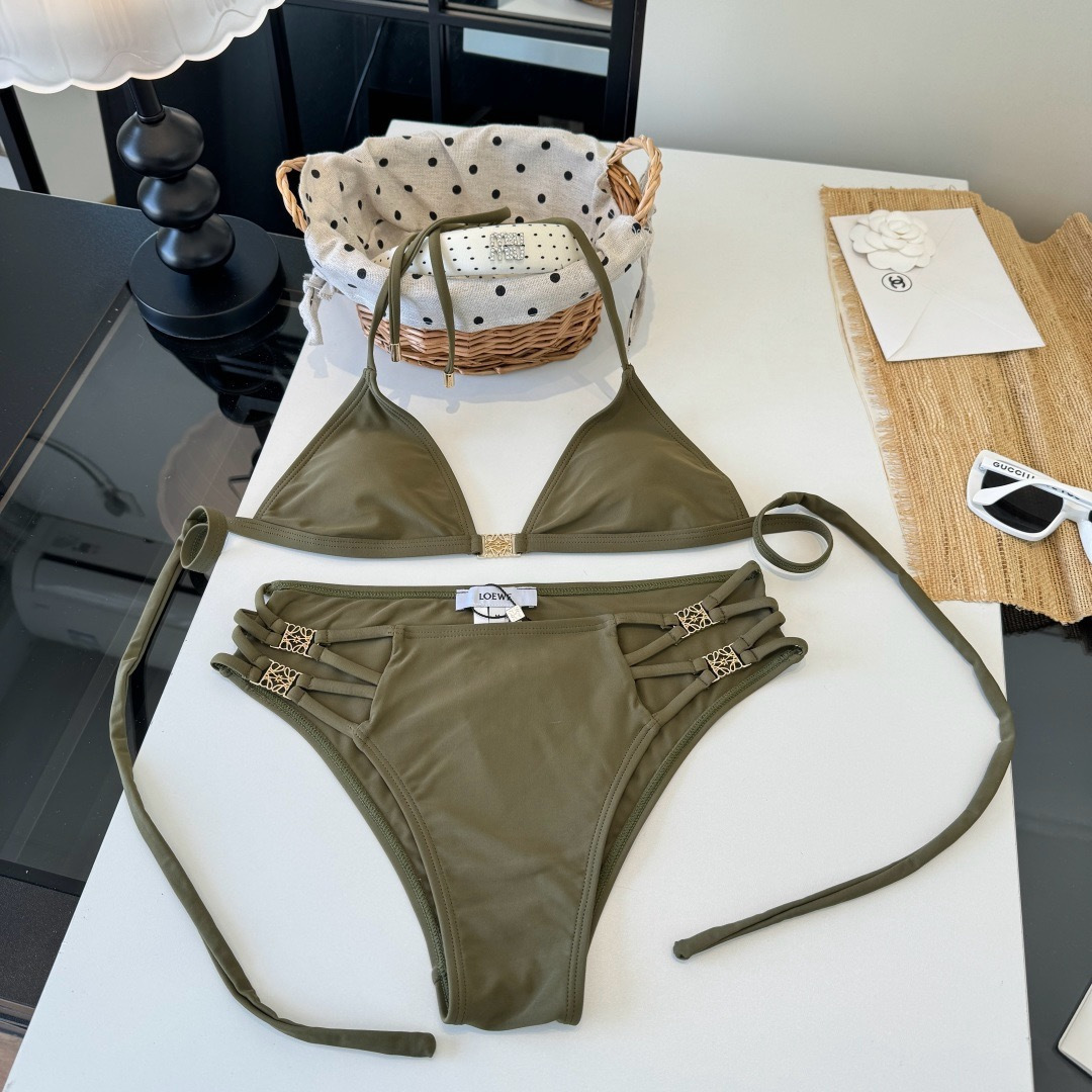 🌾罗意威LOEWE新款分体比基尼泳衣👙❤️😍🥰适合多种场景的游泳衣🏊‍♀️海边 游泳池 温泉 水上乐园 