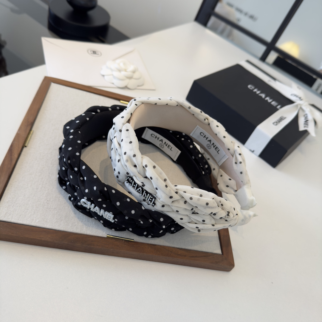 NO:942069,Chanel Chanel hairbands, color-blocked braided hairbands, hairpins, chanel, chanel, hairpins19860909Chanel香奈儿发箍,拼色麻花辫发箍发夹,发夹,chanel,chanel,hairpins,accessory