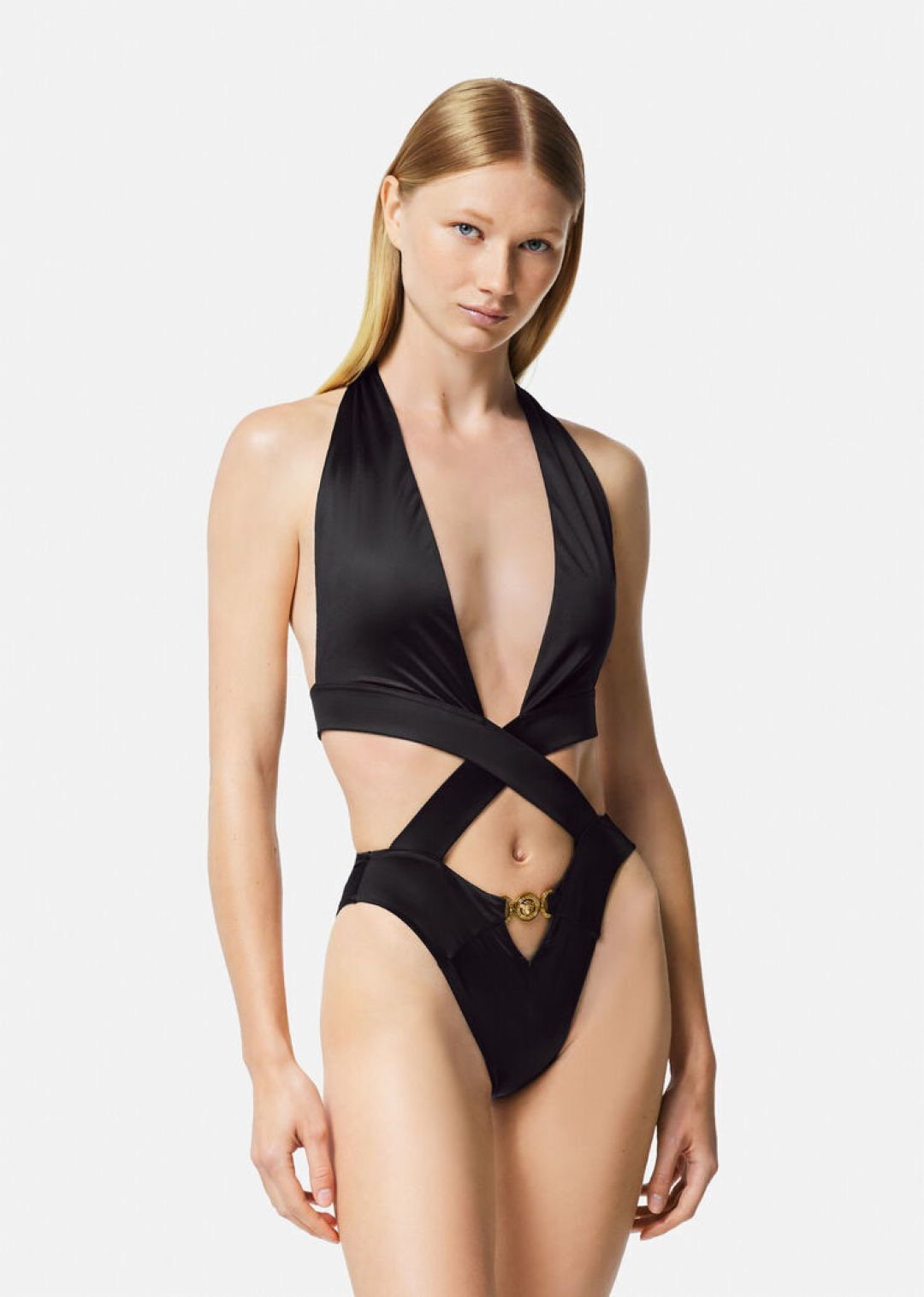 NO:944011,Versace one-piece bikini swimsuit is a swimsuit suitable for various scenarios♀It can be worn under the seaside, in swimming pools, hot springs, water parks, or rafting. The one-piece design covers the flesh and makes you look taller. A little flesh on the abdomen does not affect our beauty. The back design exposes the beautiful back. The fabric is breathable and comfortable. The quick-drying and elastic swimsuit is more skin-friendly and easy to clean. S M L XL swimsuit, swim trunks, bikini, swimsuit, swimming trunks, bikini, versace, swimsuits, bikinis19860909范思哲连体比基尼泳衣 适合多种场景的游泳衣♀海边 游泳池 温泉 水上乐园 漂流都可以内搭也完全可以 连体设计遮肉显高挑 腹部有点肉肉也不影响咱美美的 背面设计大露美背 面料透气舒适.速干弹性的游泳衣更加帖肤易清洗 S M L XL泳衣泳裤比基尼,泳衣，泳裤，比基尼,versace,swimsuits,bikinis,accessory