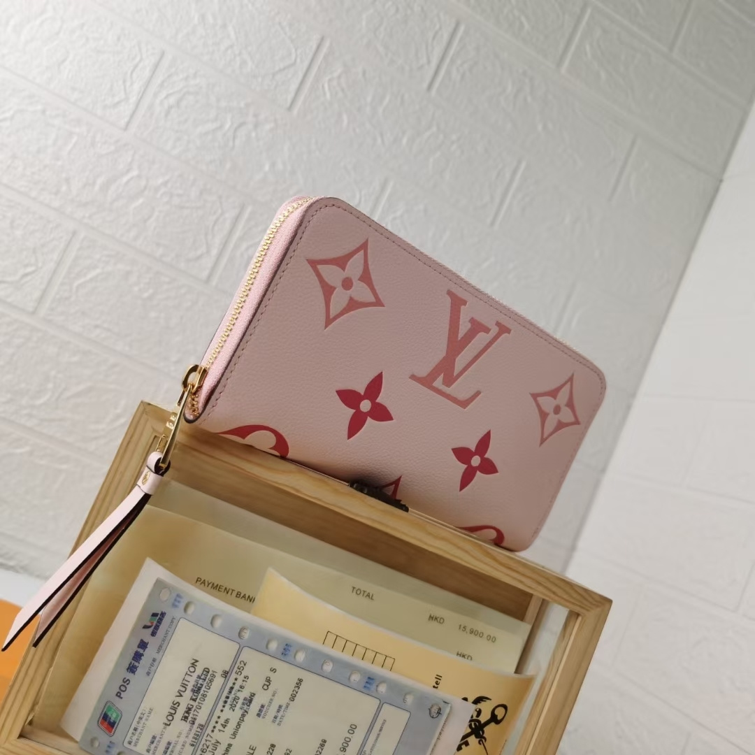 ルイ・ヴィトン By The Poolシリーズ ラウンドファスナー財布