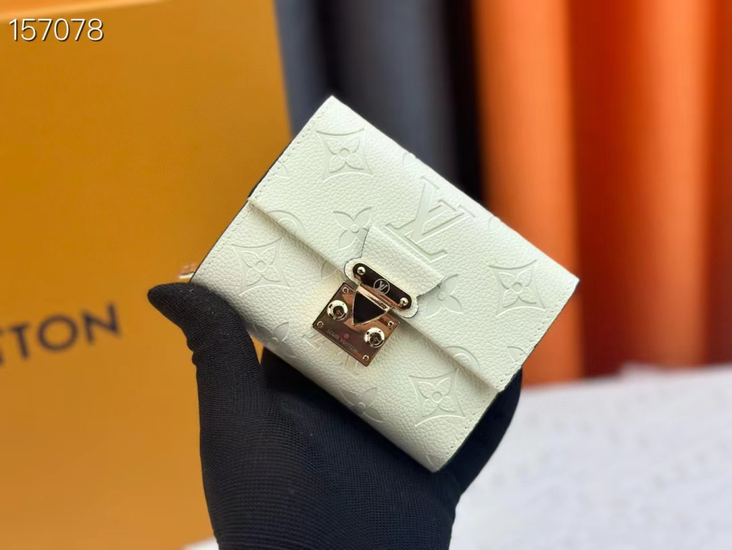 Louis Vuitton Metis 短款財布 M80880 ブラック (エンボス加工)