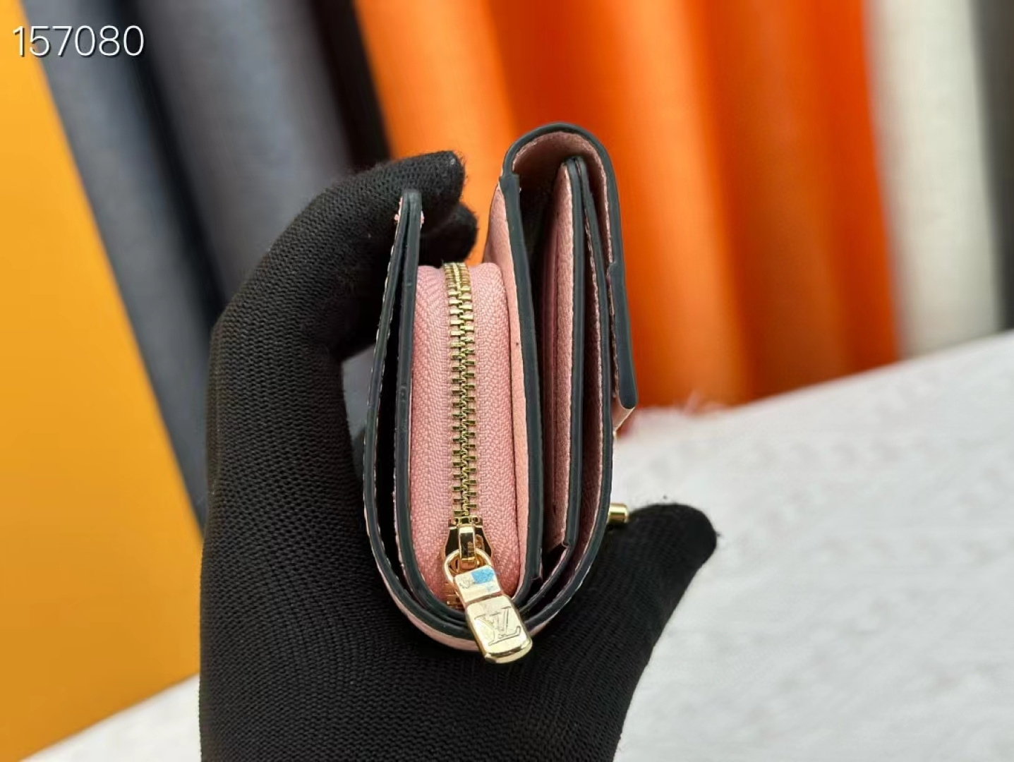 Louis Vuitton Metis 短款財布 M80880 ブラック(エンボス)