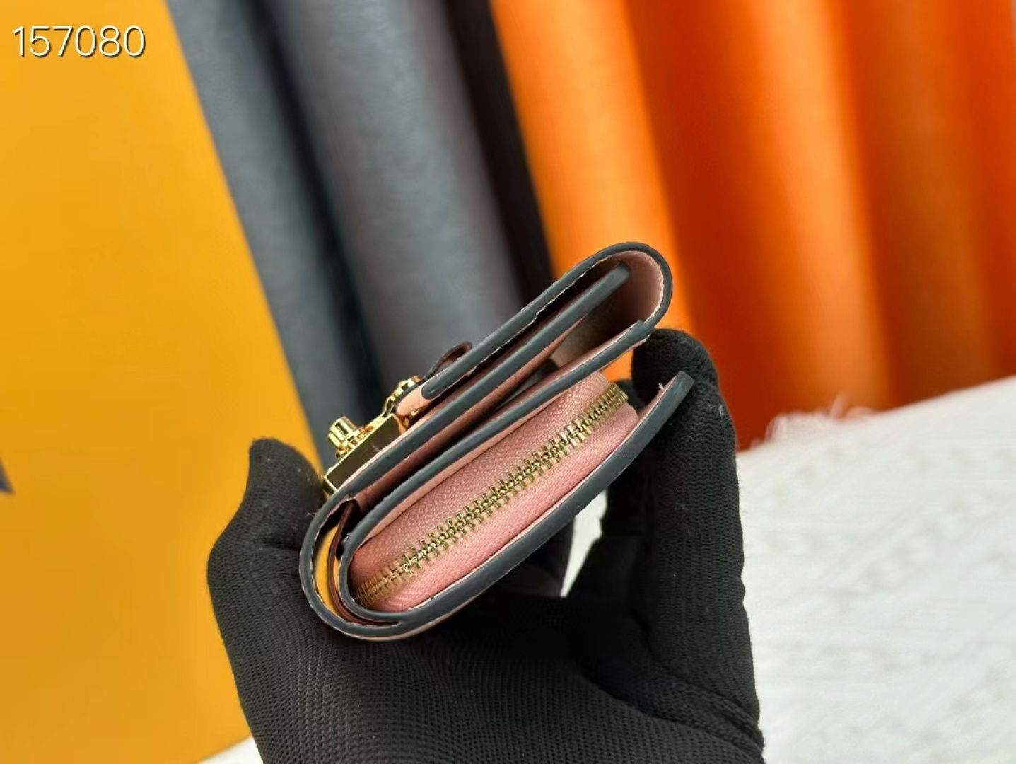 Louis Vuitton Metis 短款財布 M80880 ブラック(エンボス)