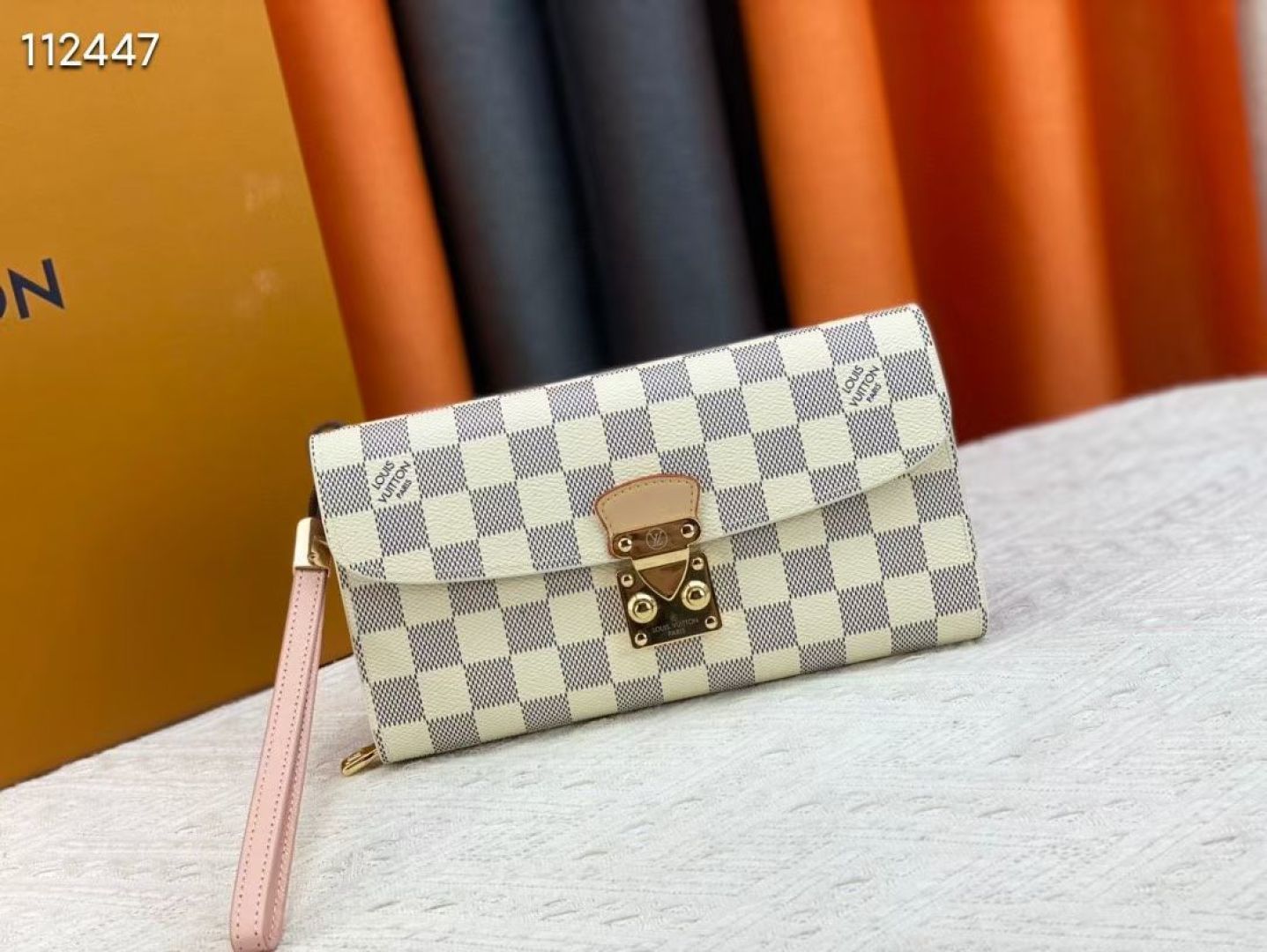 清爽白格のクラシック牛皮財布 - 大容量・多機能