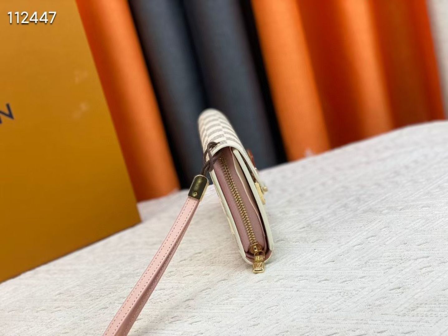 清爽白格のクラシック牛皮財布 - 大容量・多機能