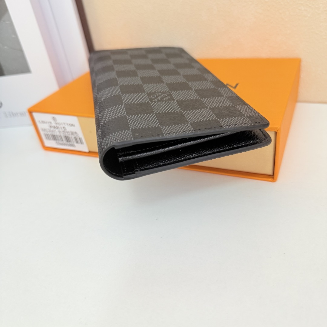 モノグラムBrazza財布 - 大容量で機能的なデザイン