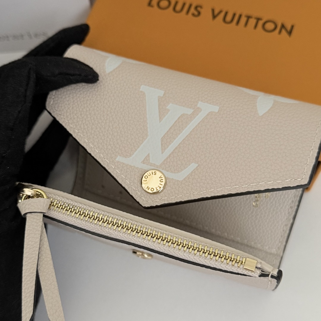 Louis Vuitton Victorine 三折財布 モノグラムエンプラント