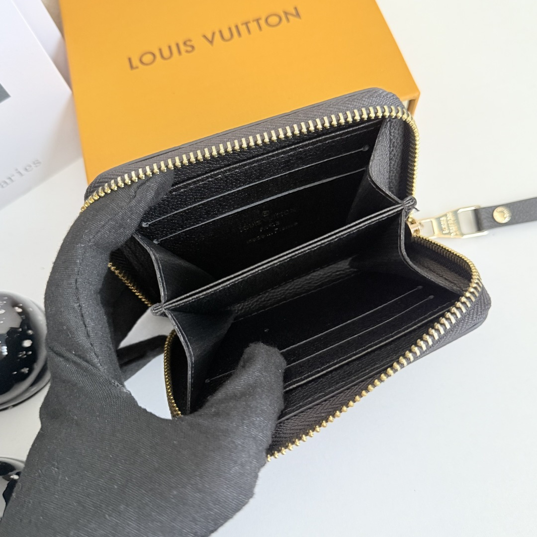 都市生活に最適なコンパクトなダイヤモンドパターンのファスナー小銭入れ