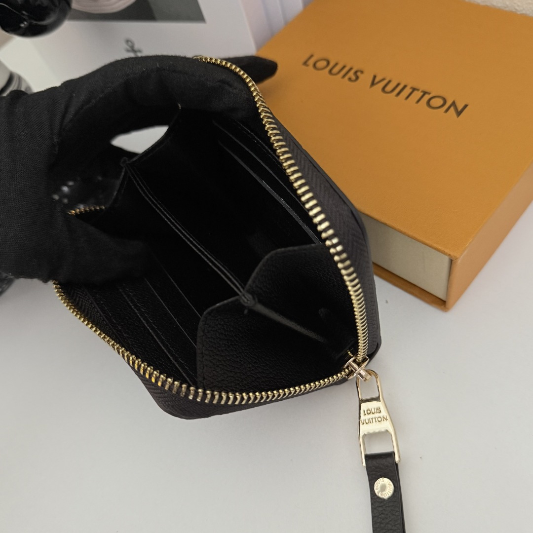 都市生活に最適なコンパクトなダイヤモンドパターンのファスナー小銭入れ