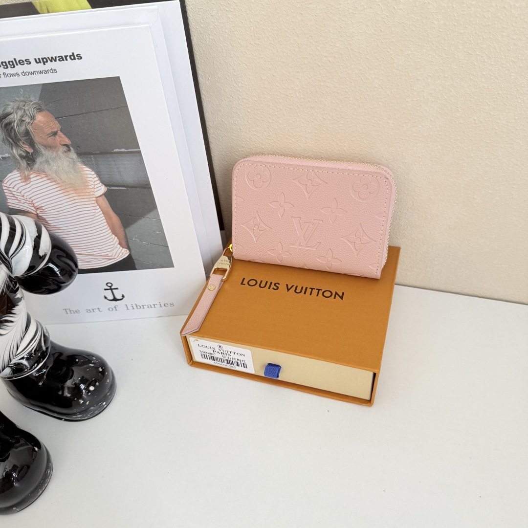 都市生活に最適なダイヤモンドパターンのジッパー小銭入れ