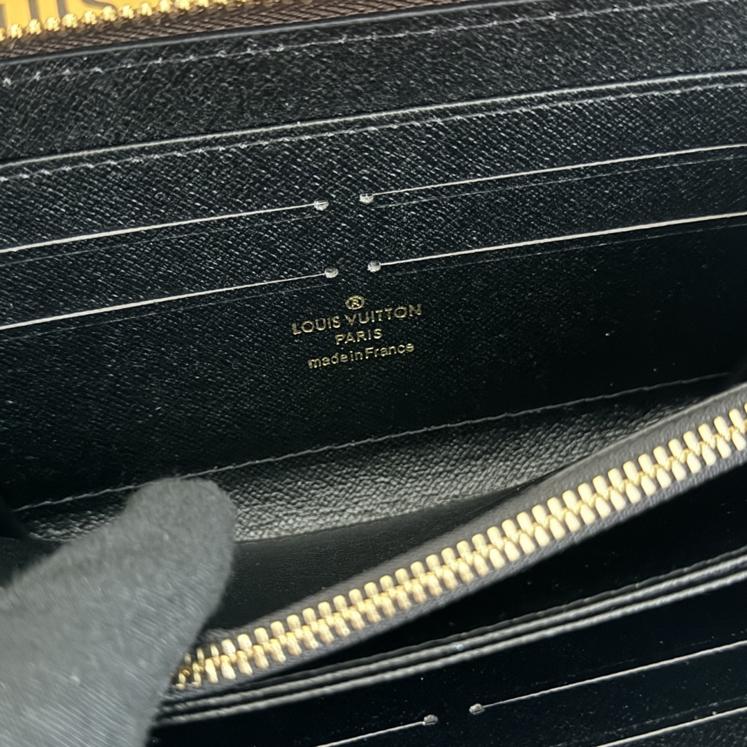 実用的なMonogram帆布皮夹 - M60017