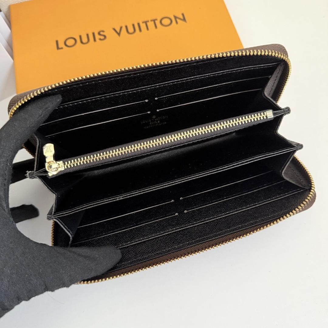 実用的なMonogram帆布皮夹 - M60017