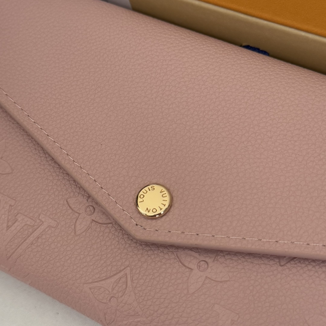 モノグラムエンプラントレザーのサラ財布