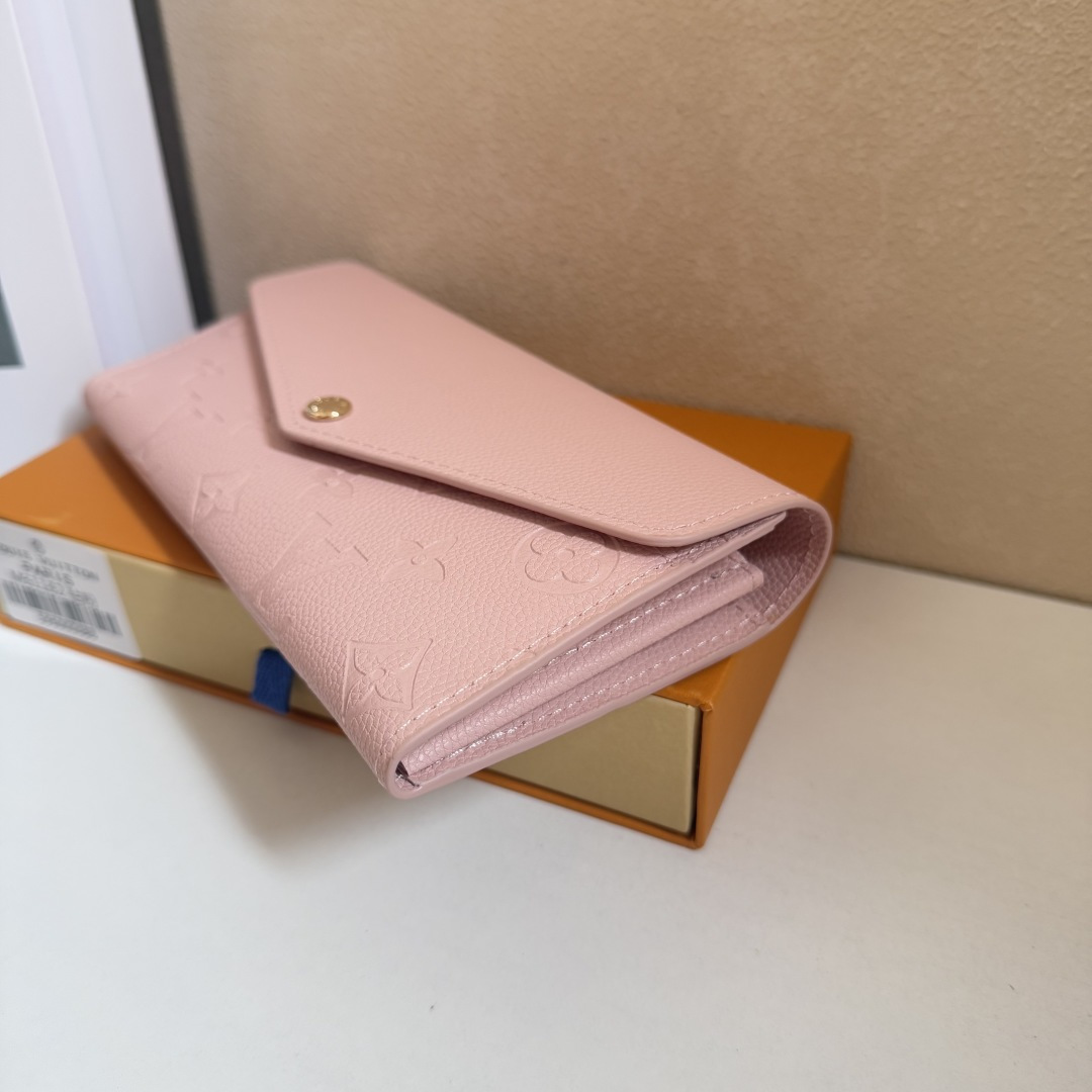 モノグラムエンプラントレザーのサラ財布