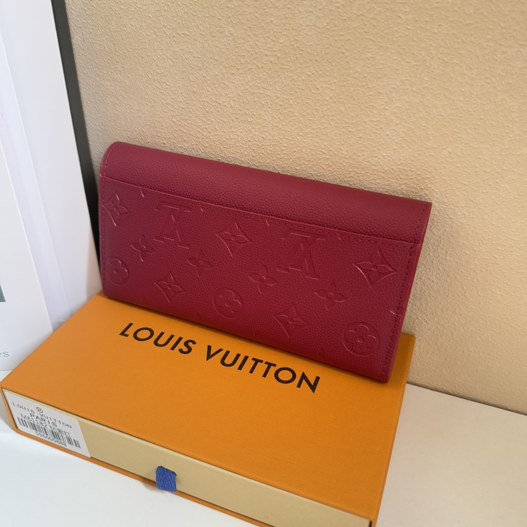 モノグラムエンプラントレザー製サラ財布 - 優雅なデザインと機能性