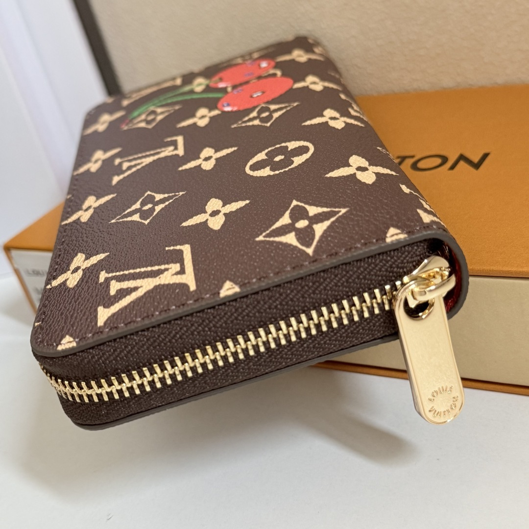 エレガントなラウンドジッパー財布 - 老花樱桃柄