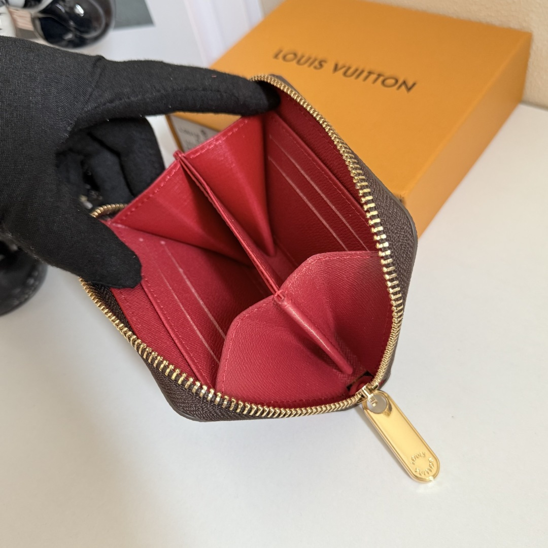 コンパクトなラウンドファスナー財布｜老花樱桃