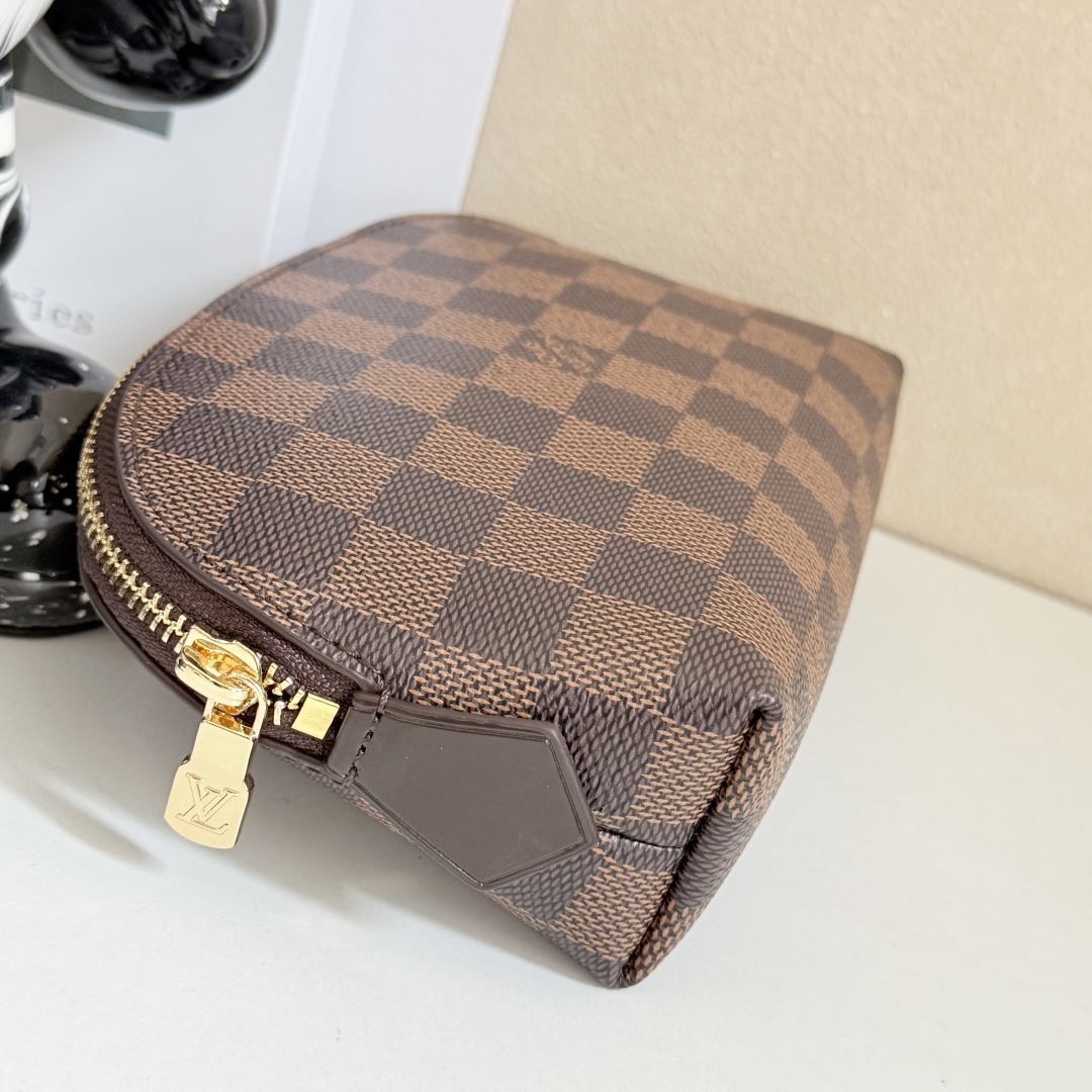 モノグラム化粧ポーチ M47515 - 小型で便利なデザイン