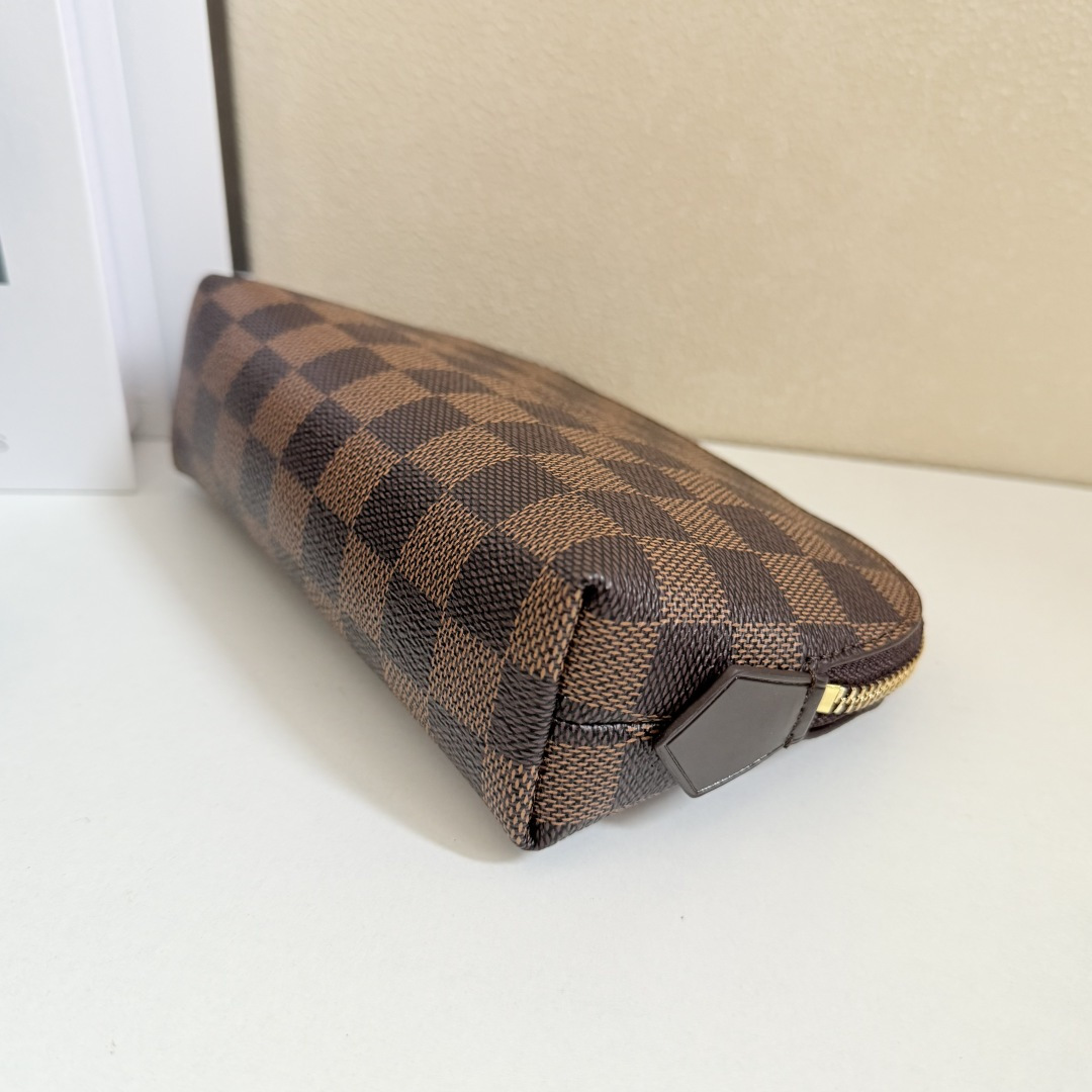 モノグラム化粧ポーチ M47515 - 小型で便利なデザイン