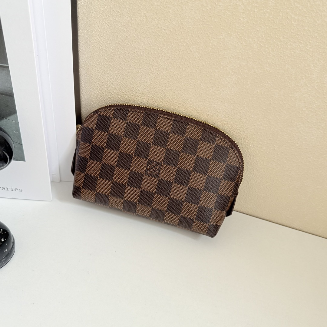 モノグラム化粧ポーチ M47515 - 小型で便利なデザイン