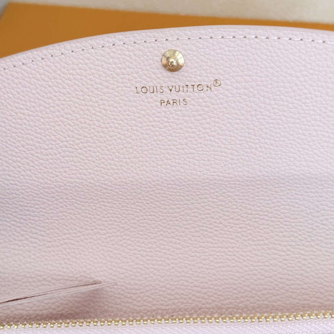 Emilie 钱夹 - 優雅なデザインと機能性を兼ね備えた財布