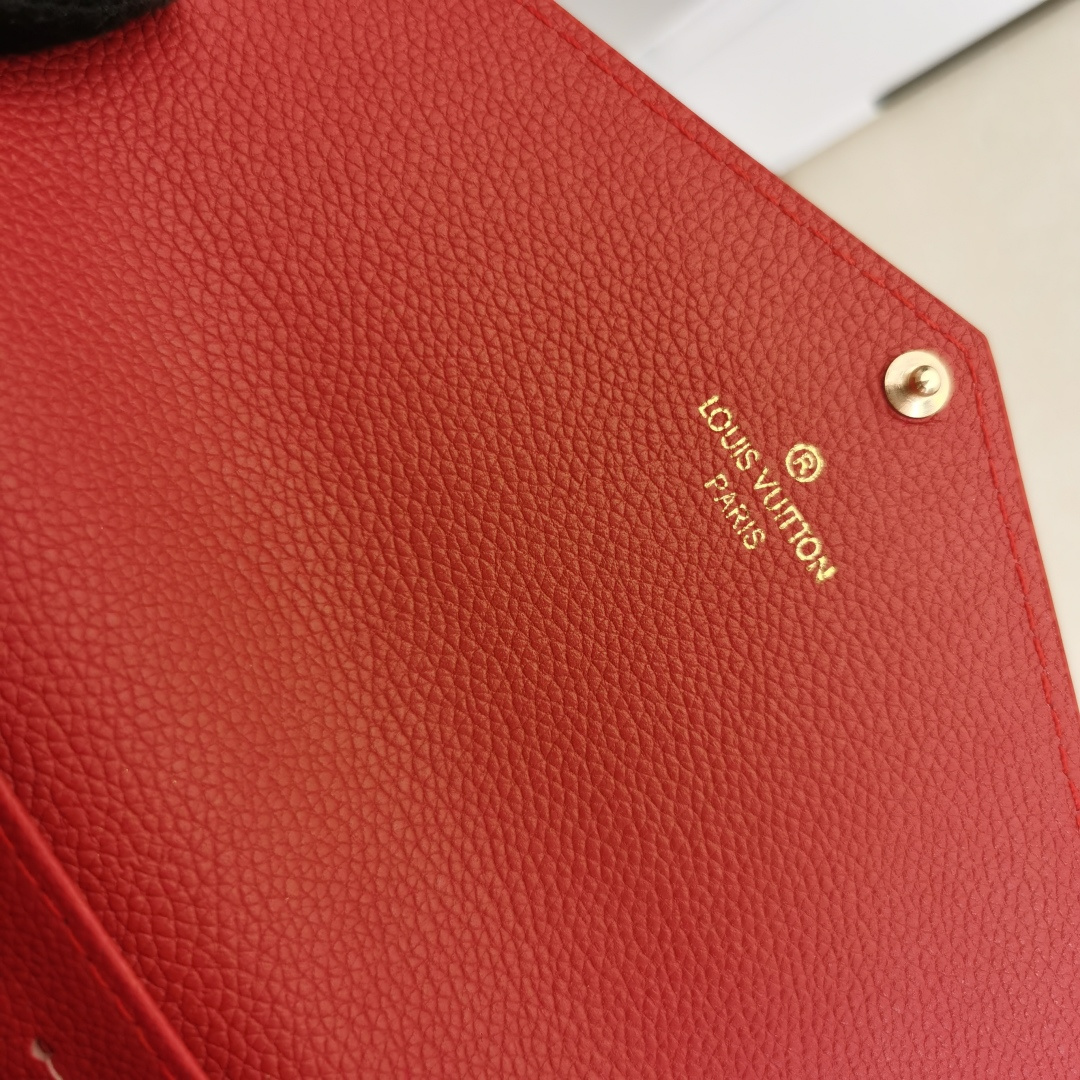 M82257 ダイヤモンドパターンの長財布 モノグラムデザイン